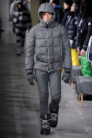 Moncler Gamme Bleu / - 2010-2011